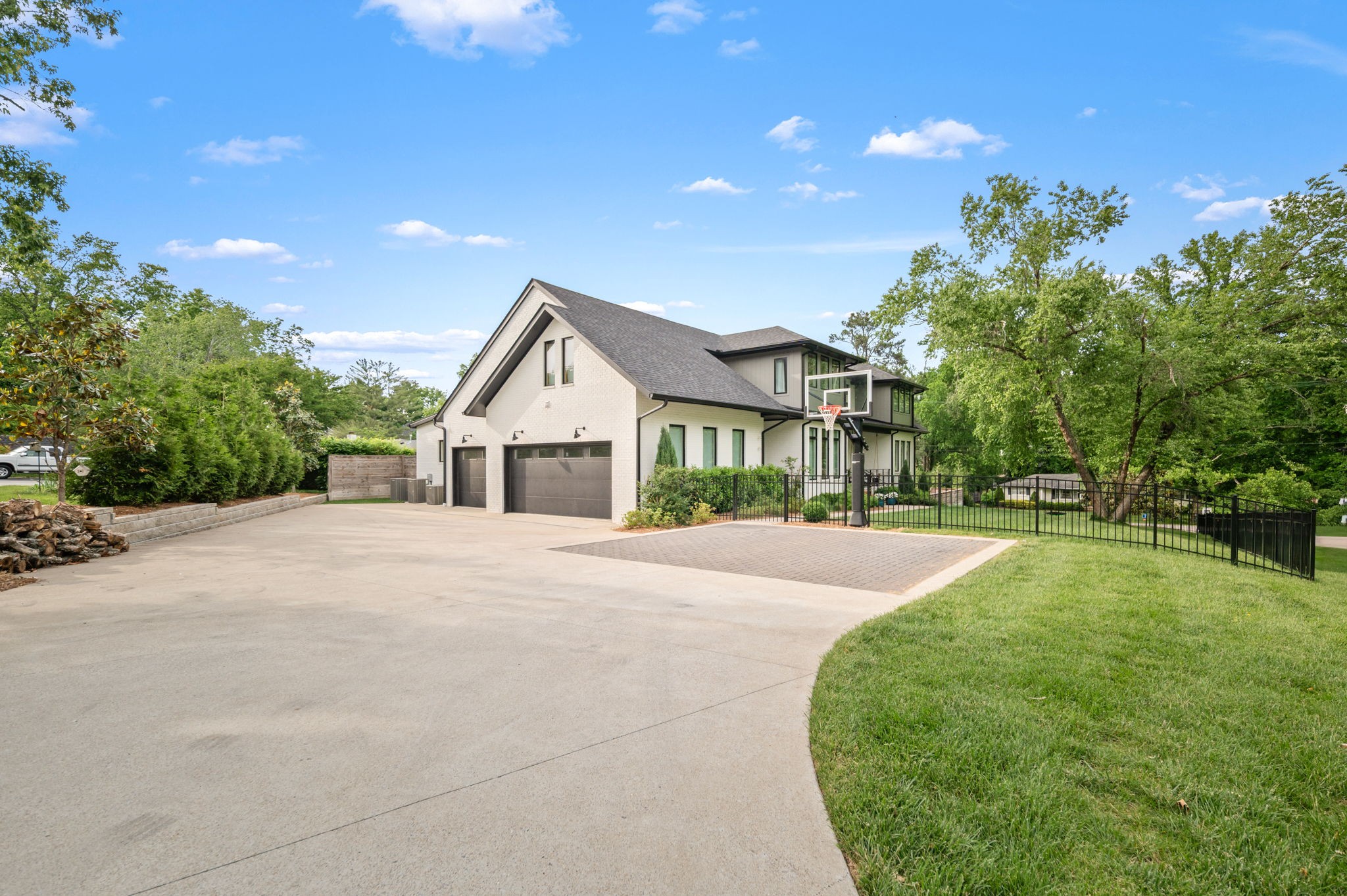 4401 Milesdale Ct