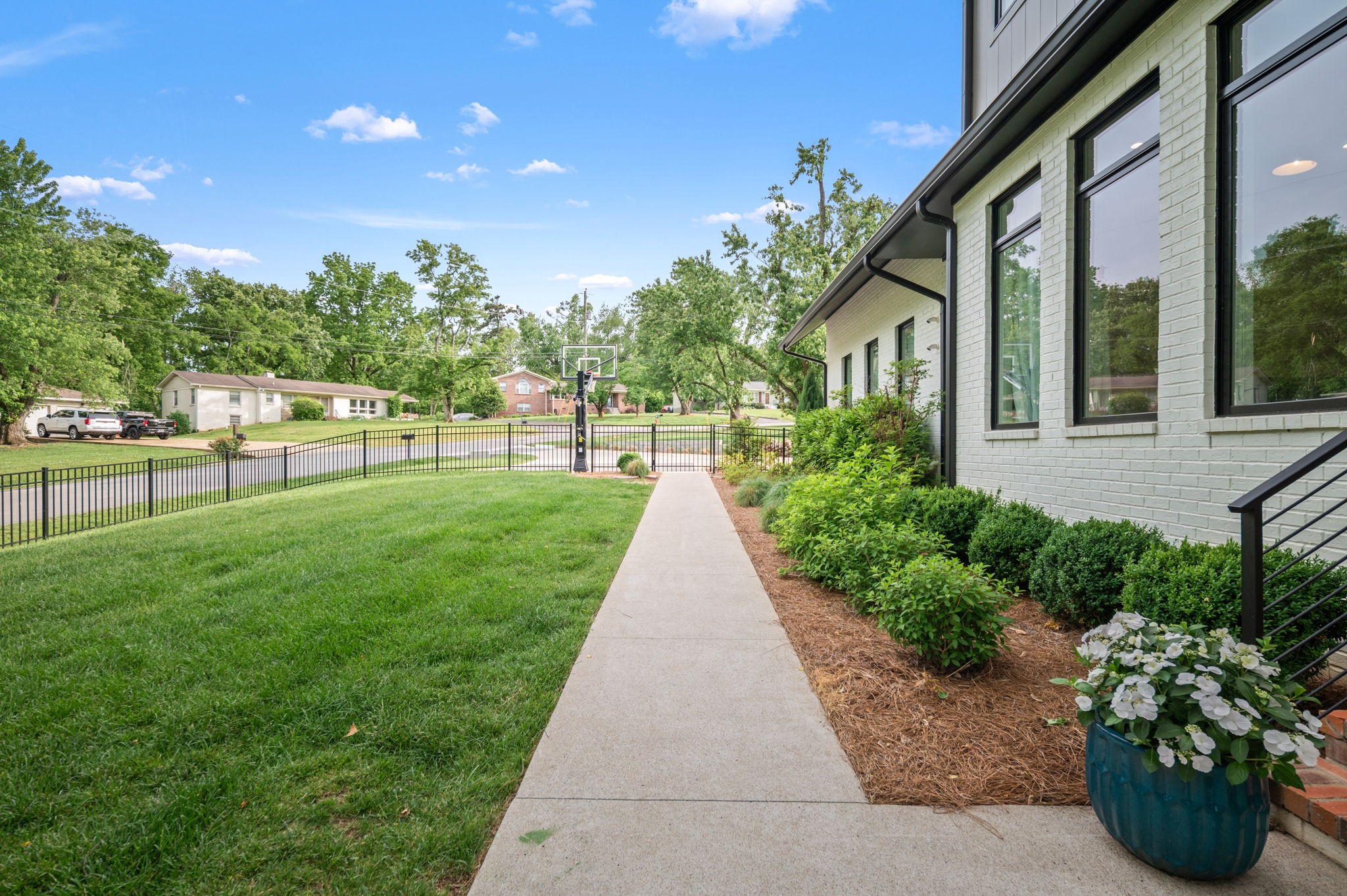 4401 Milesdale Ct