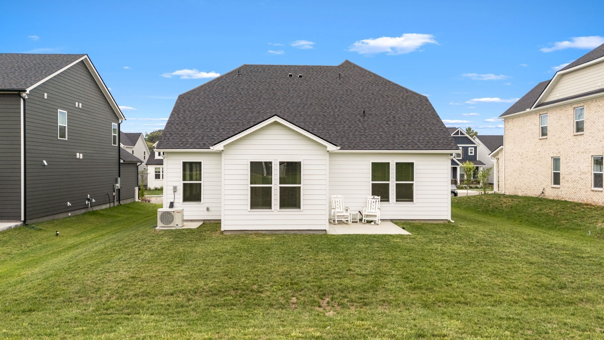 523 Kemp Dr
