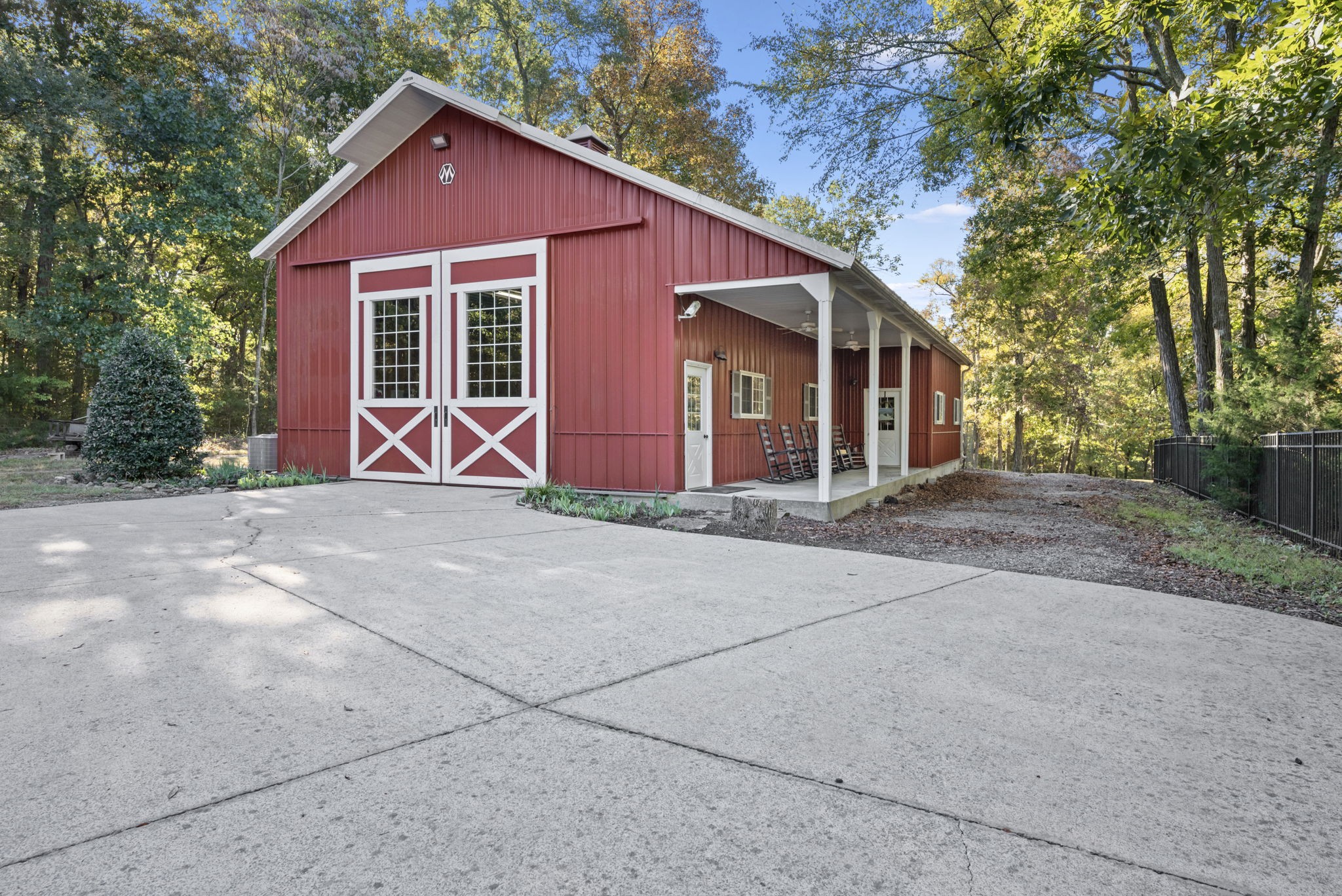 2399 Thompson Rd