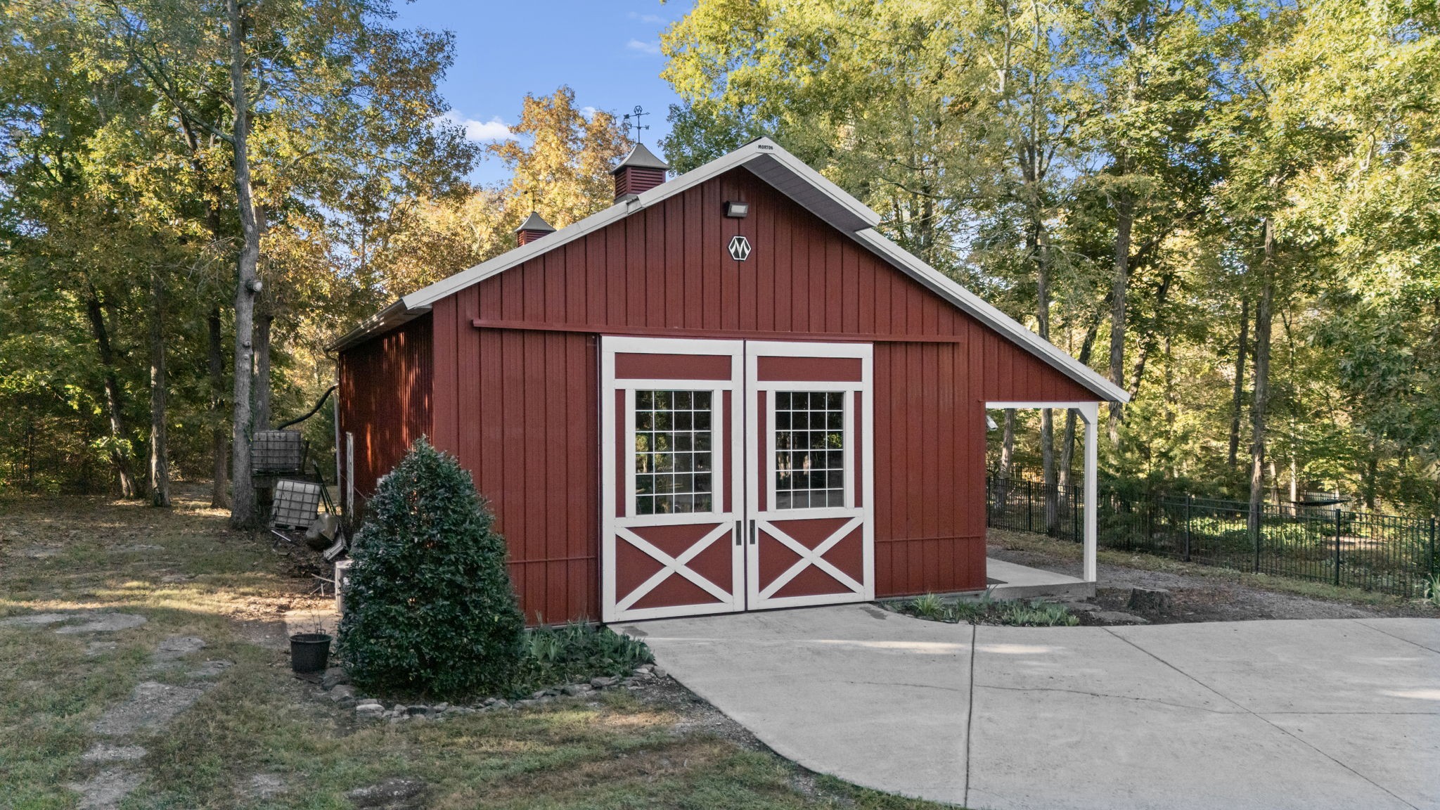 2399 Thompson Rd
