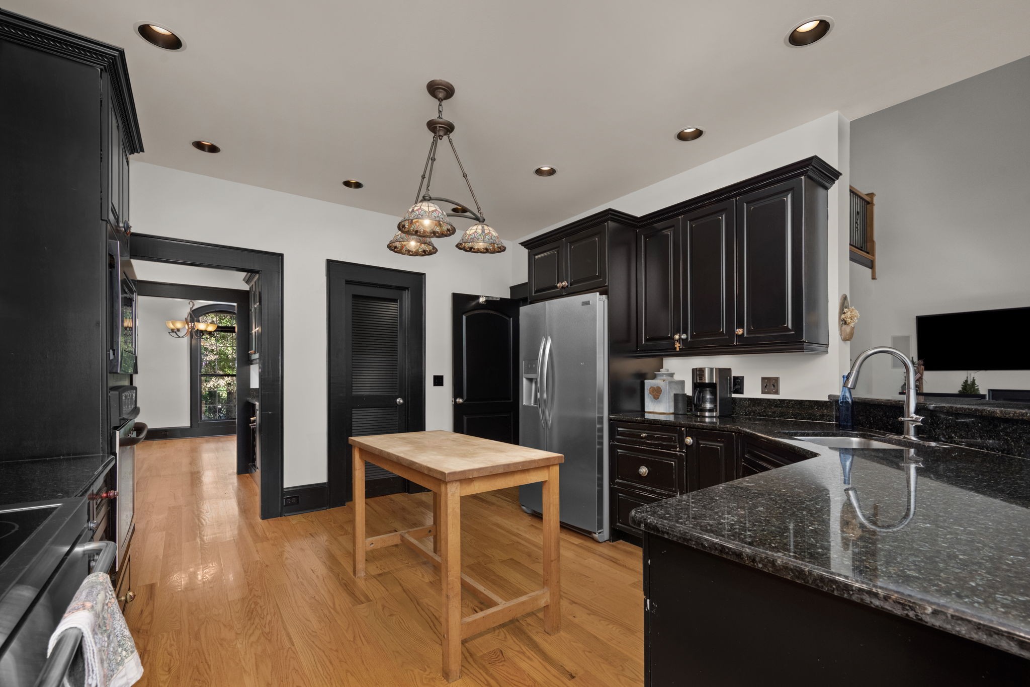 2399 Thompson Rd