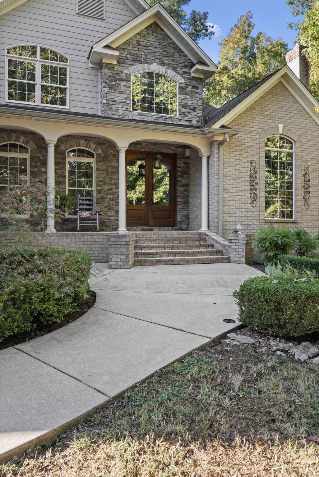2399 Thompson Rd