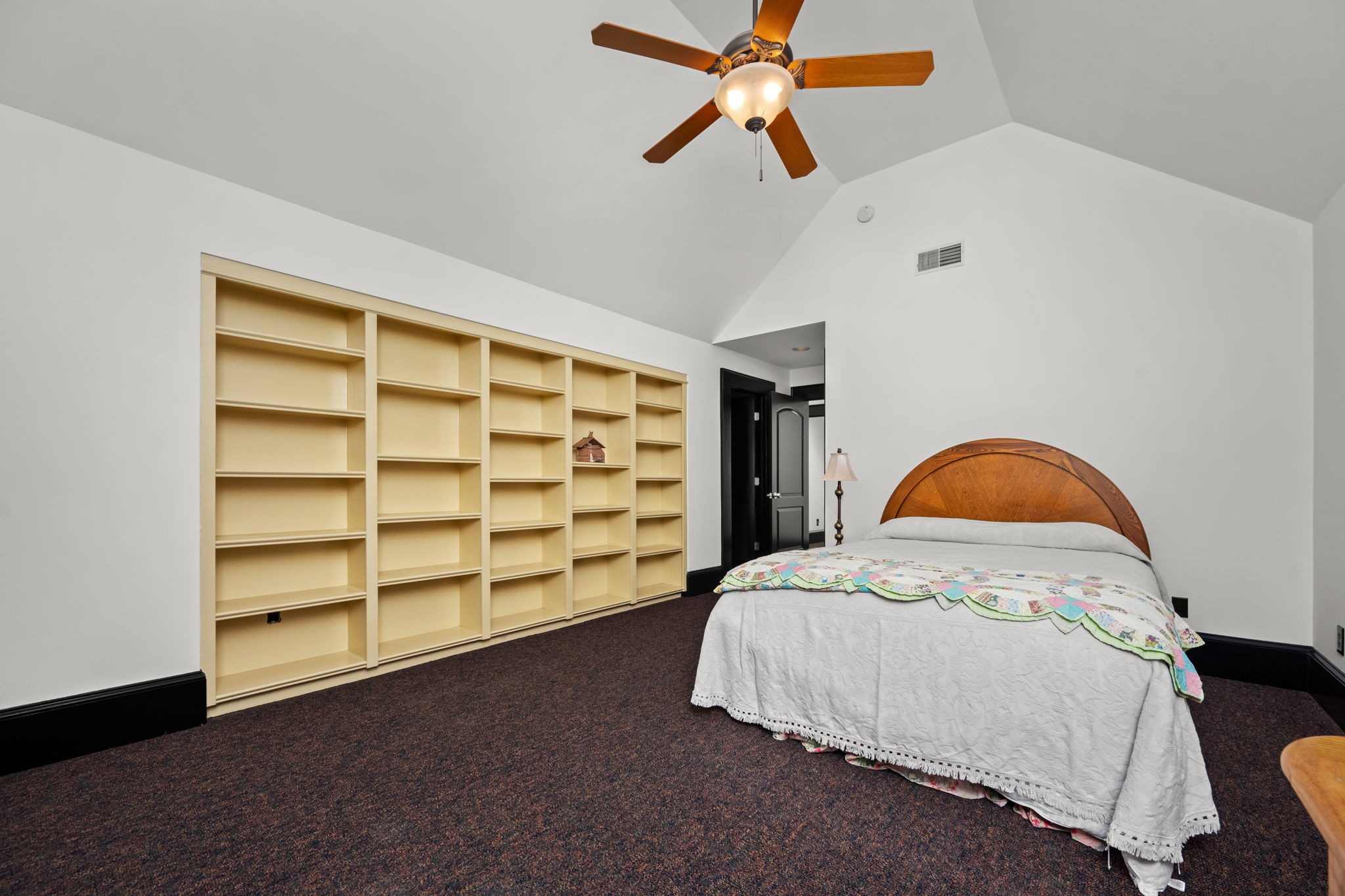 2399 Thompson Rd