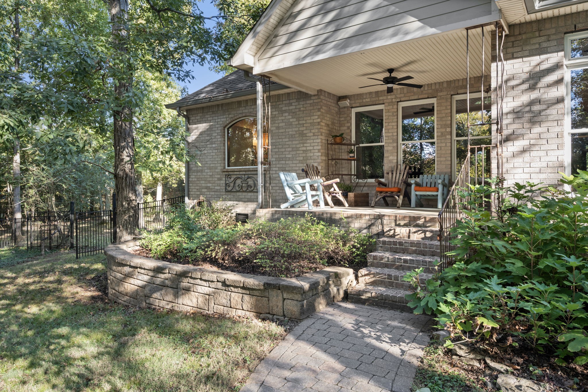 2399 Thompson Rd