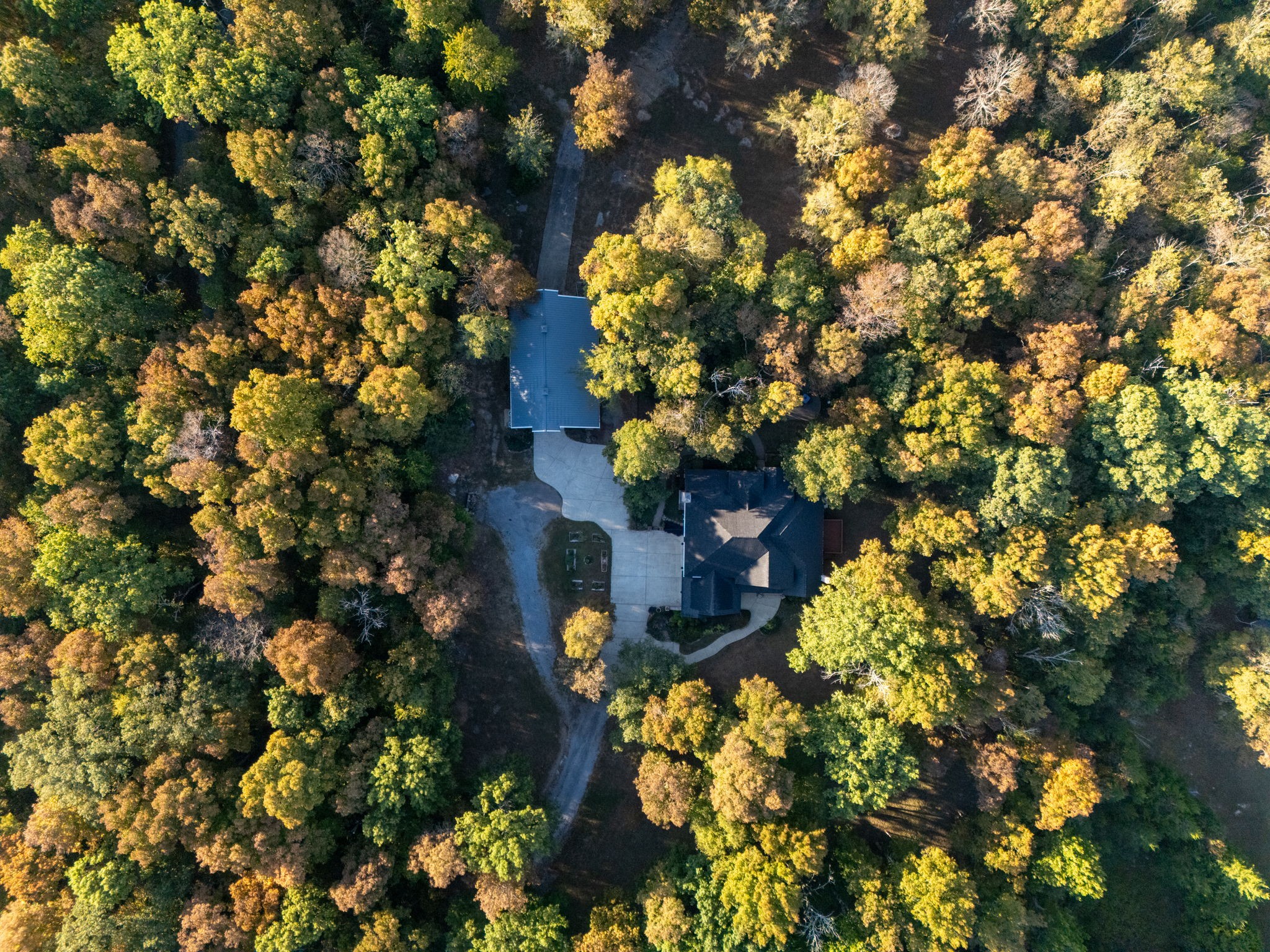 2399 Thompson Rd