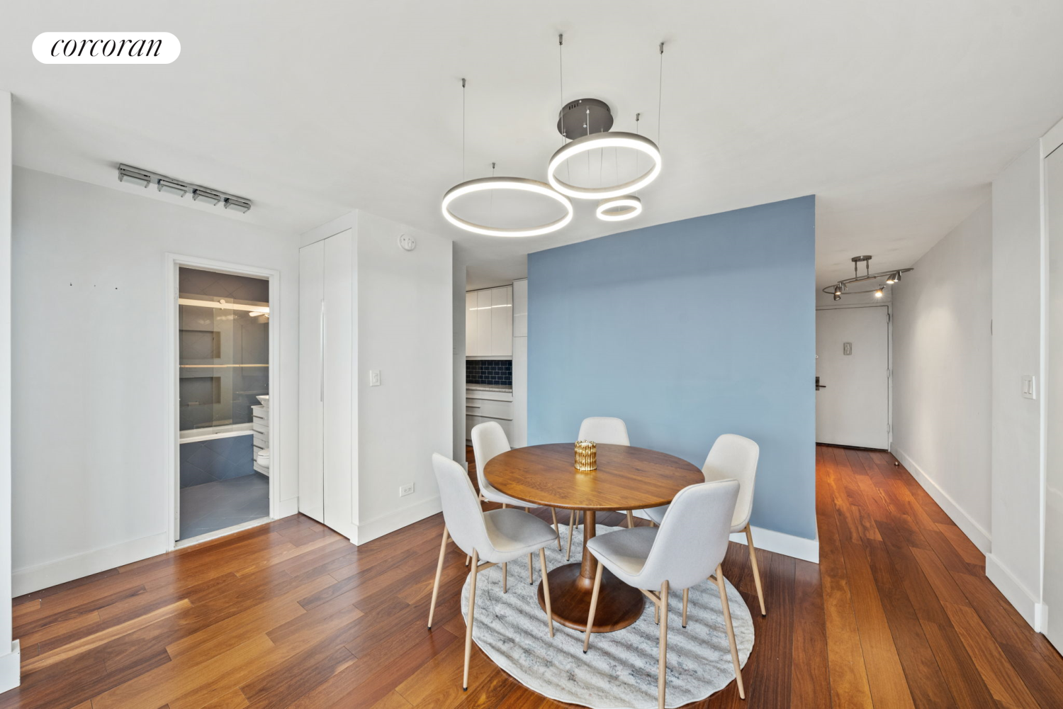 201 E 17TH Street 25J