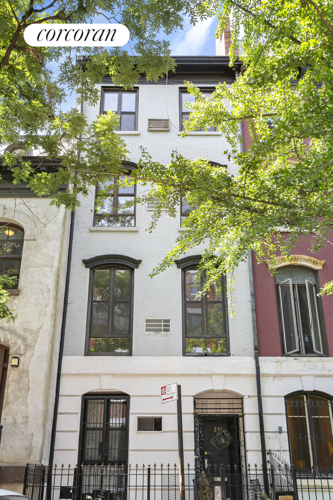 230 E 11TH Street 2