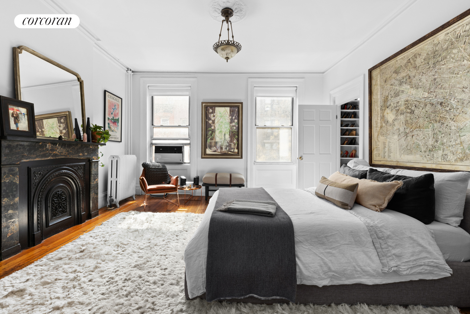 331 W 19TH Street TWNH