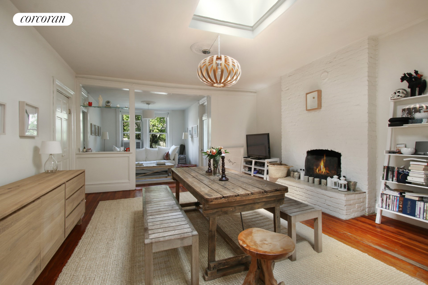 331 W 19TH Street TWNH