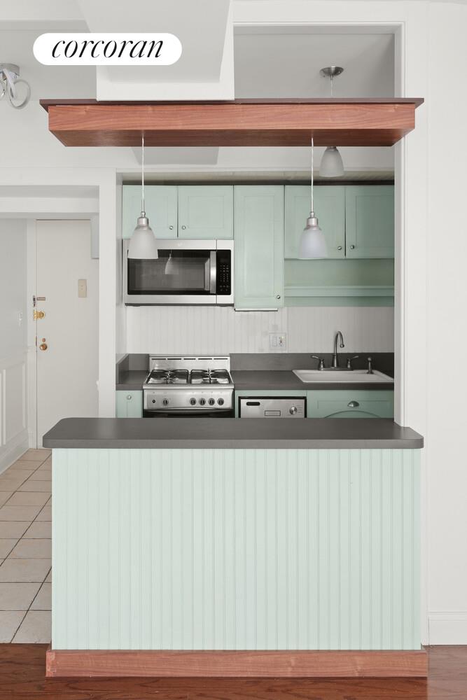 96 SCHERMERHORN Street 2F