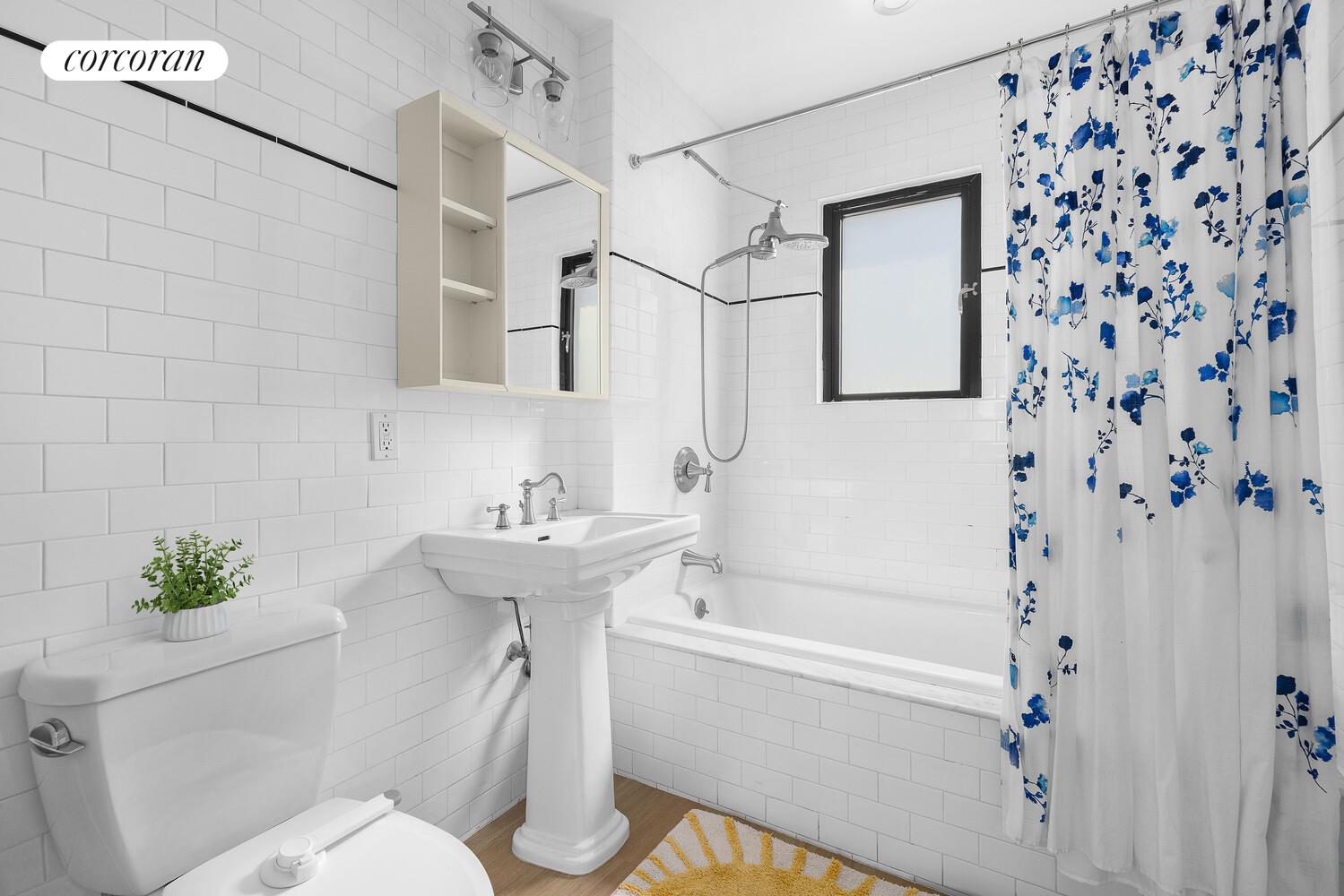 214 RICHARDSON Street LOFT6