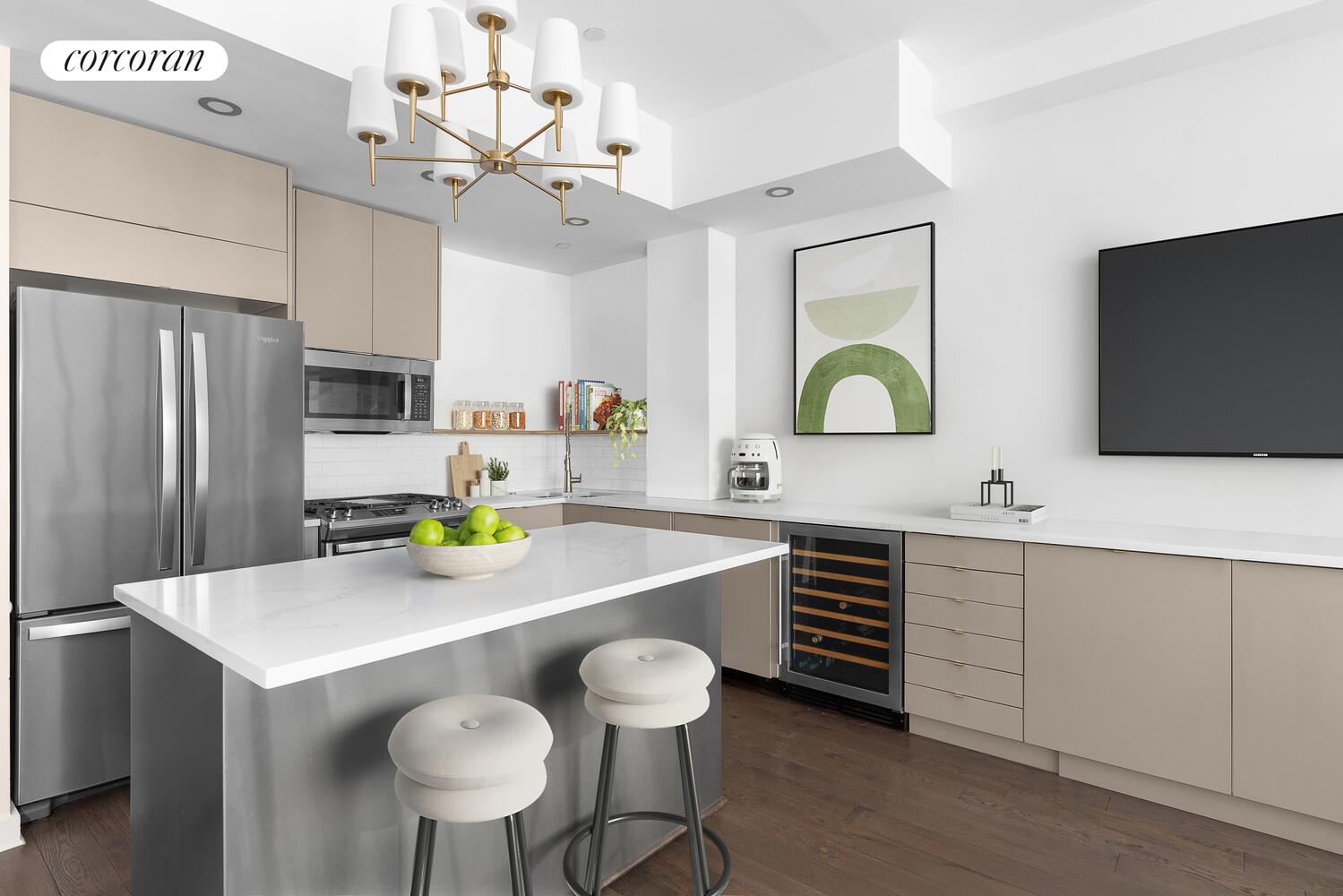 214 RICHARDSON Street LOFT6