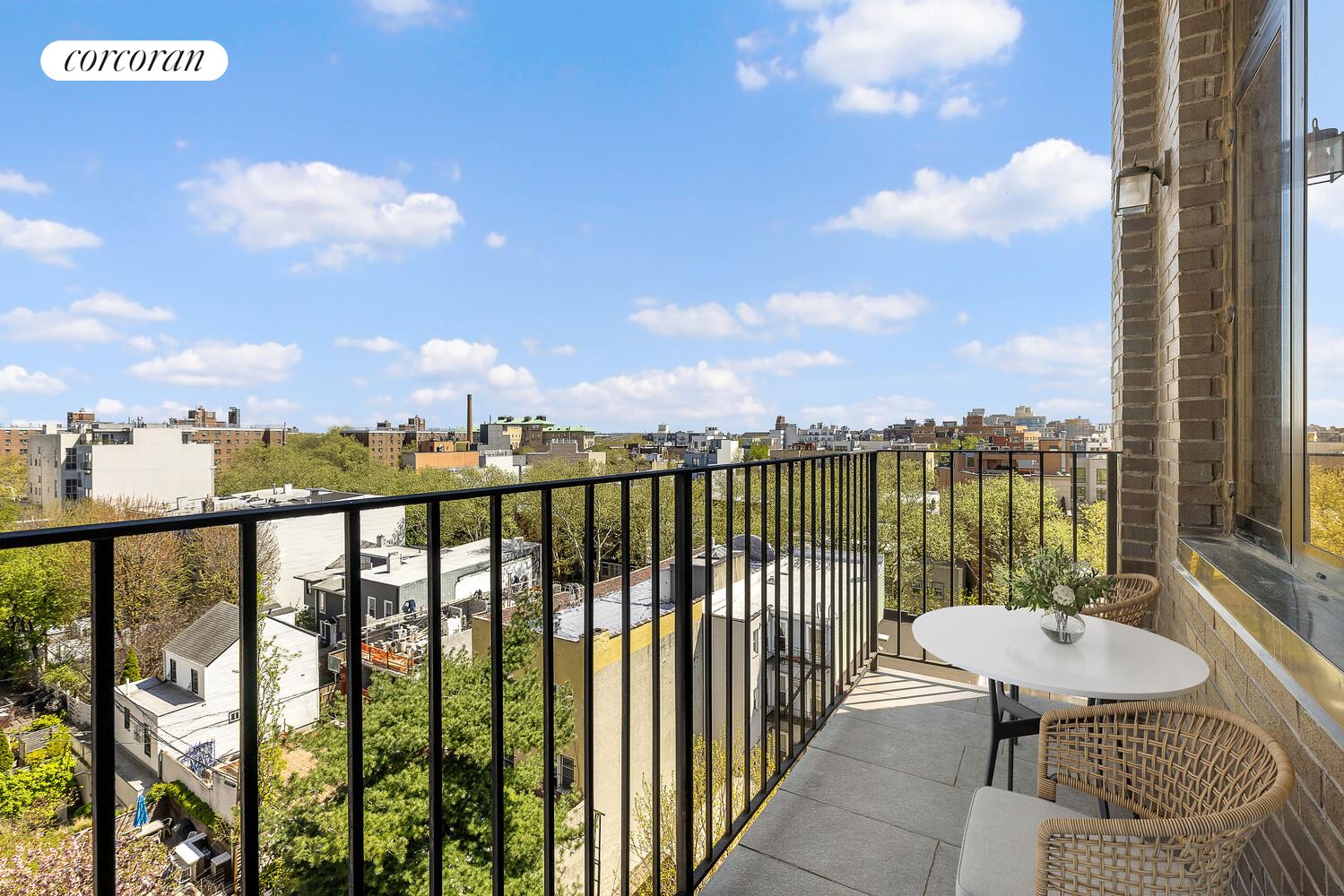 214 RICHARDSON Street LOFT6