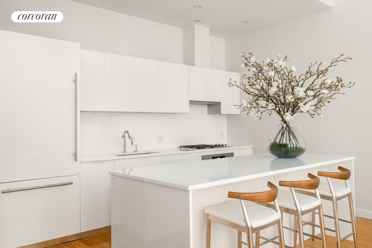 77 READE Street 2E