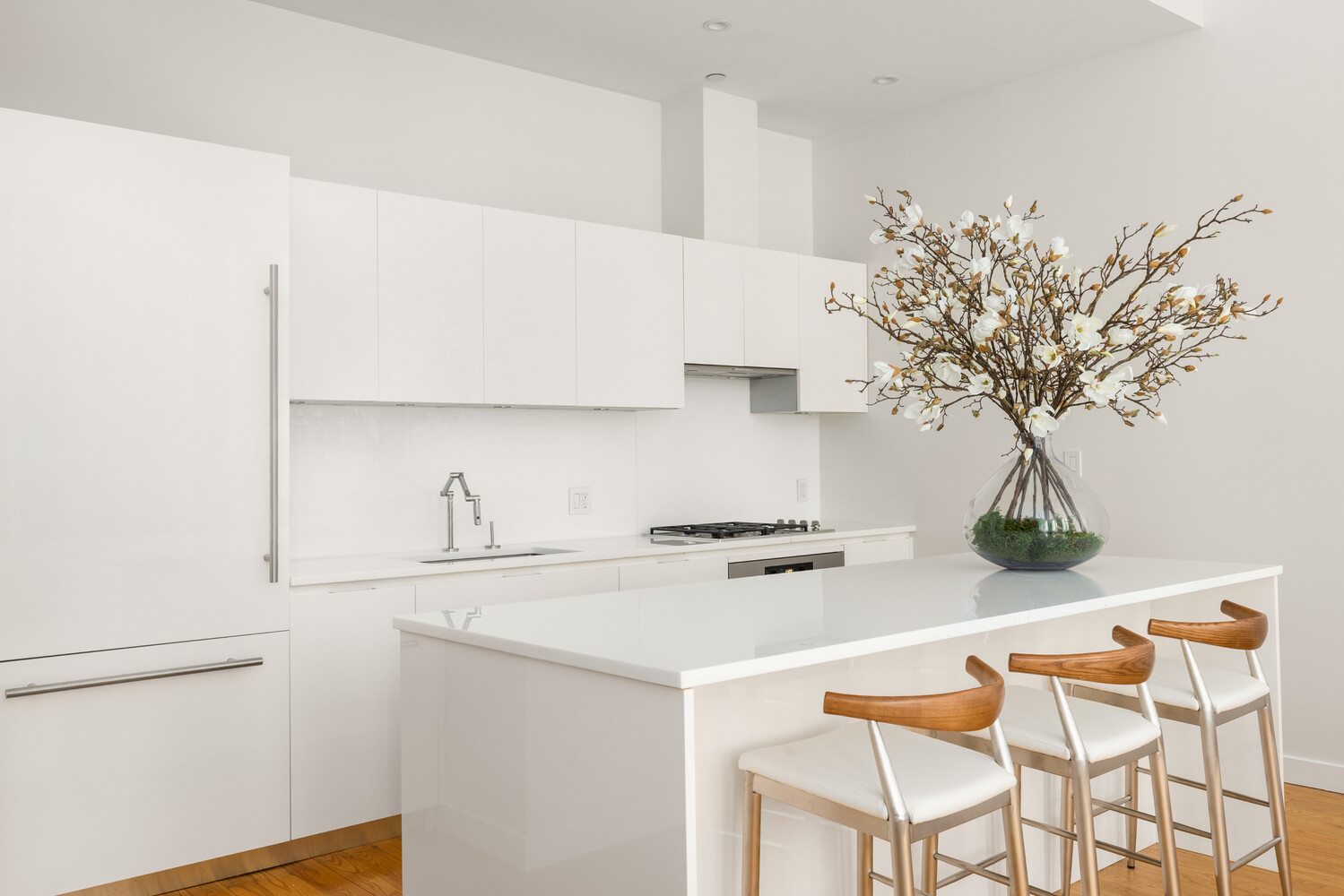 77 READE Street 2E