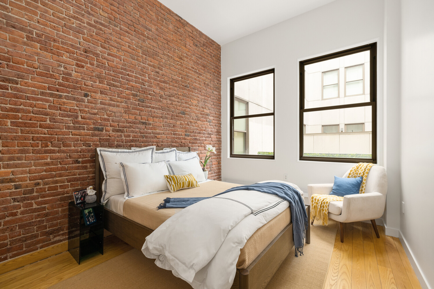 77 READE Street 2E