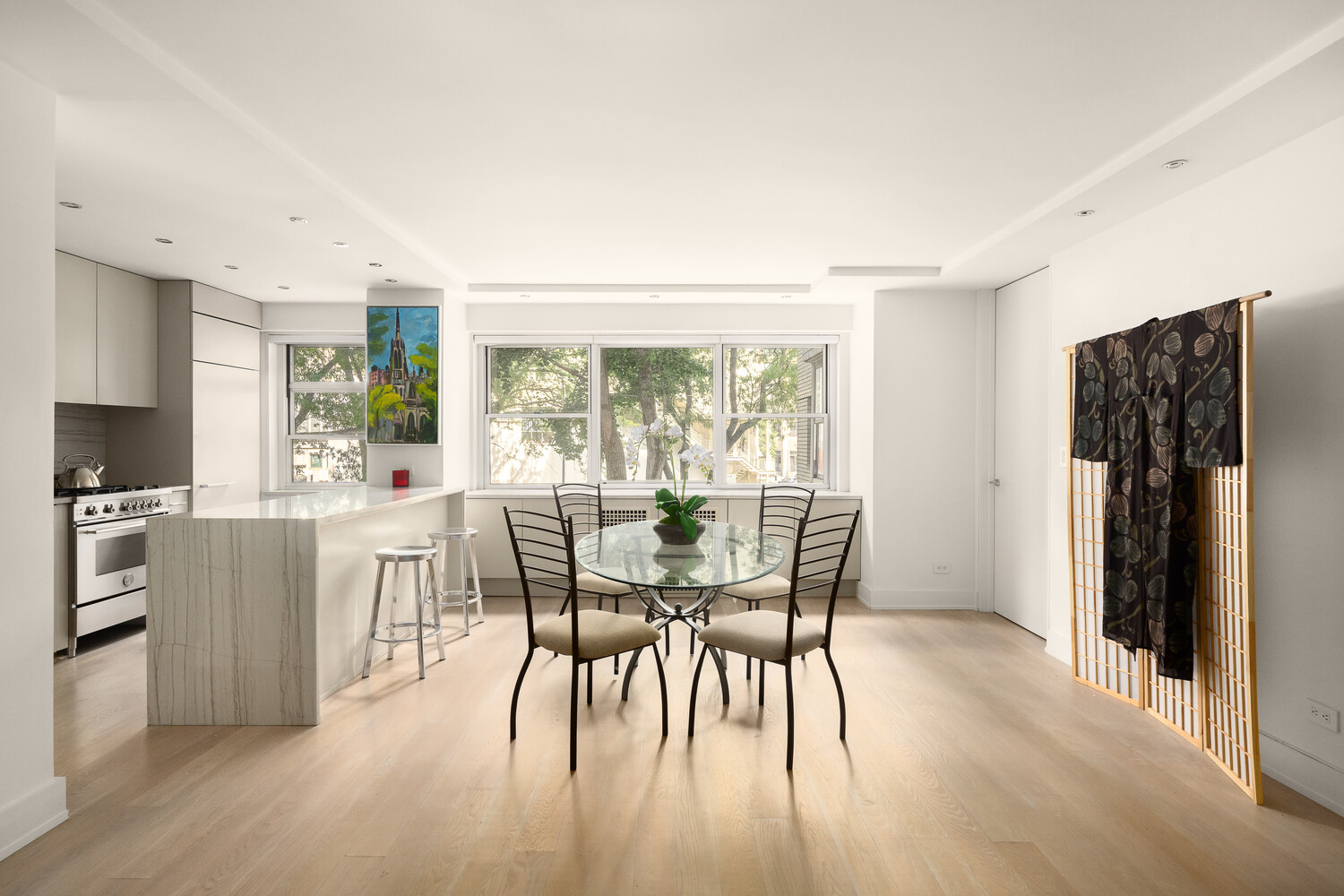 70 E 10TH Street 3G