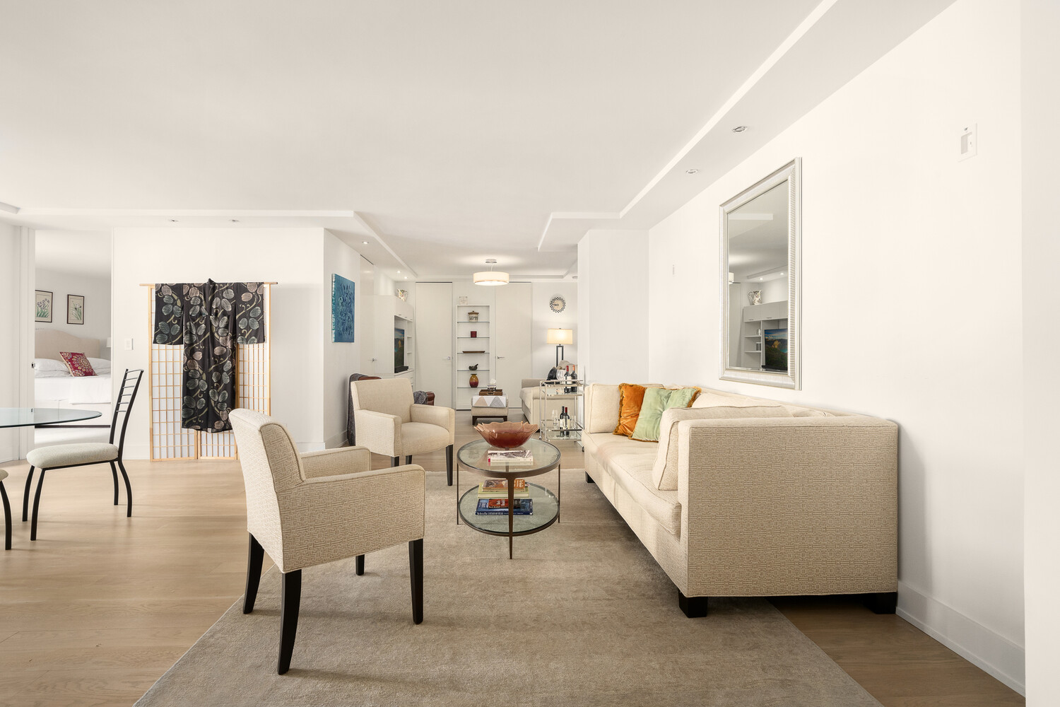 70 E 10TH Street 3G