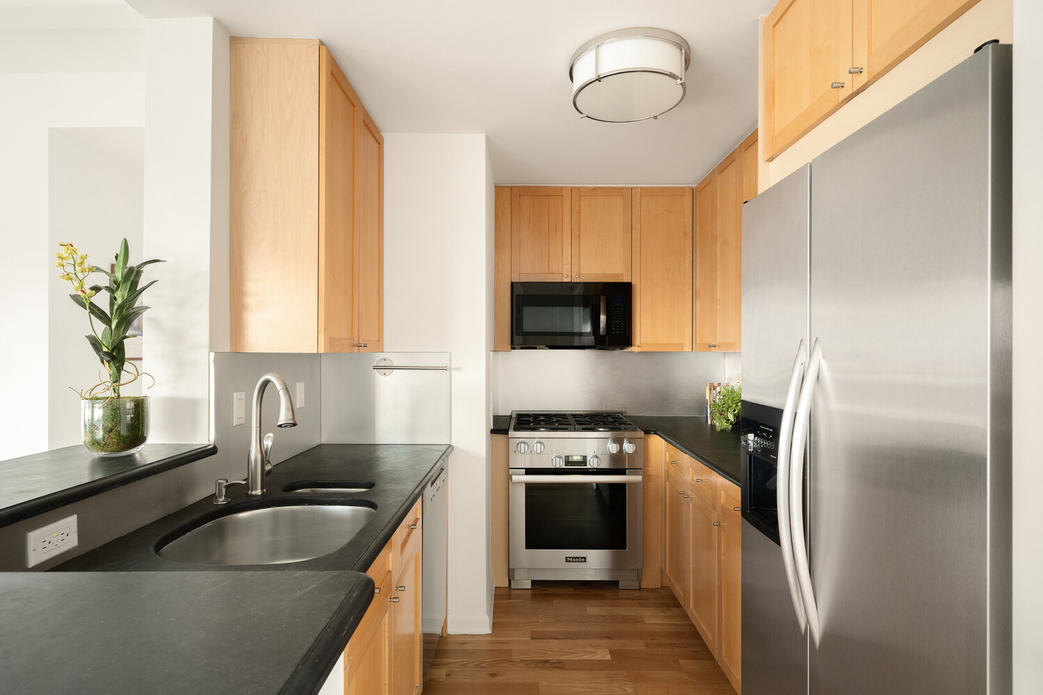 240 E 10TH Street 11A