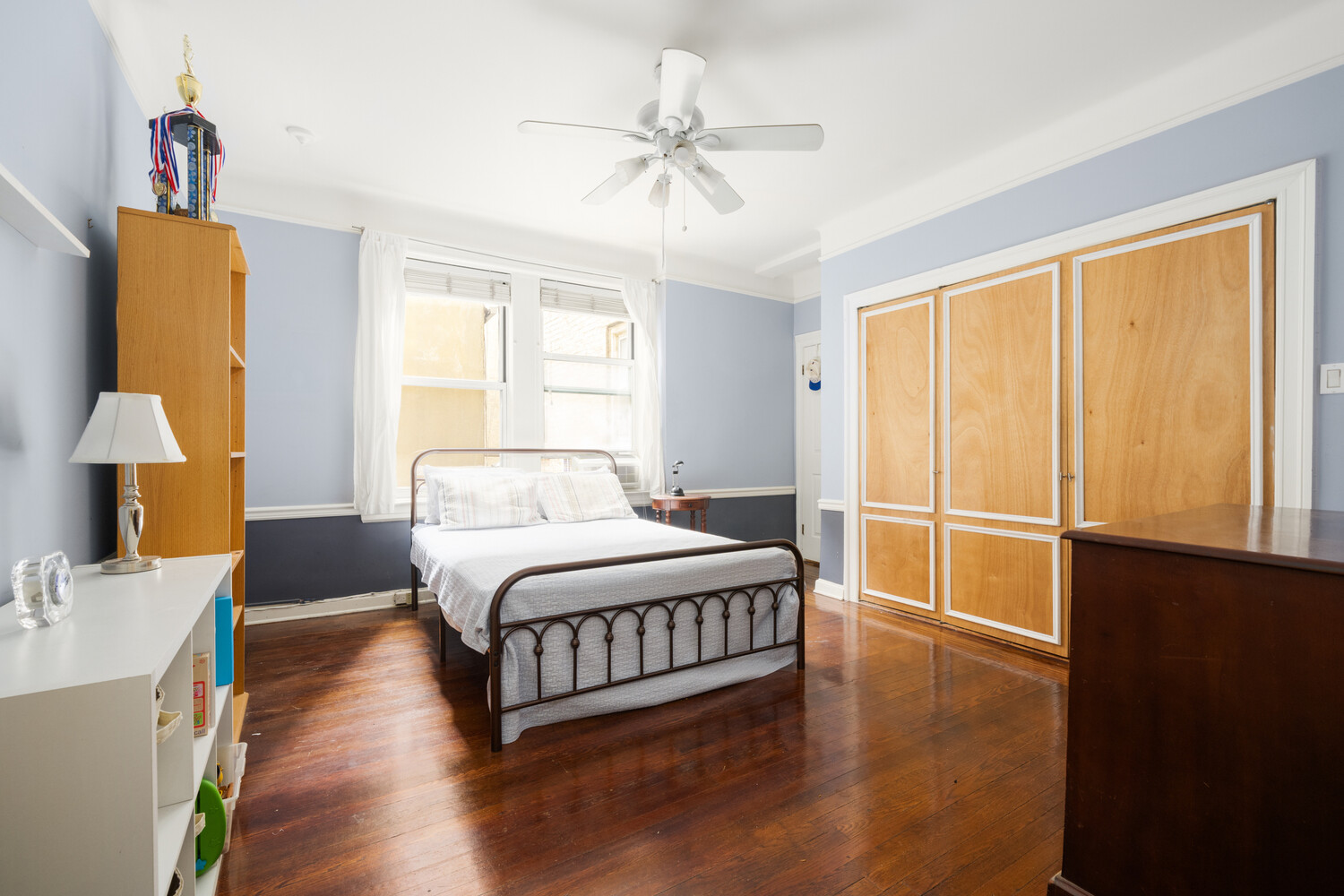 320 W 87TH Street 4E