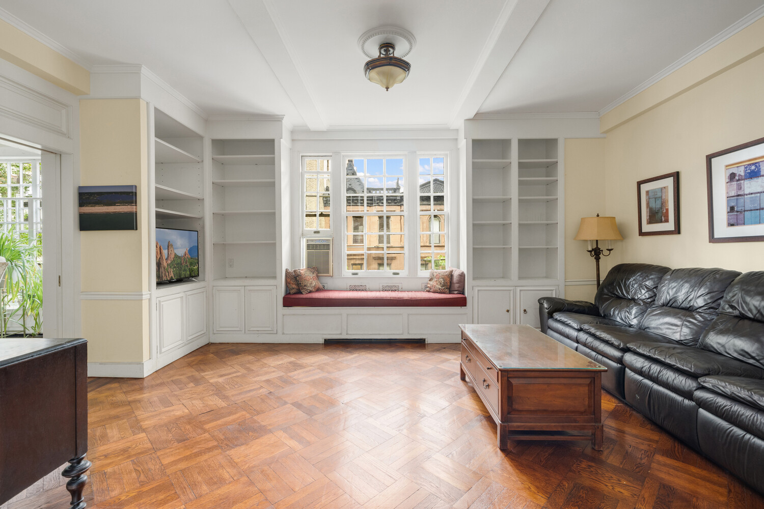 320 W 87th Street 4e New York City Ny Us 10024 Rls20119195