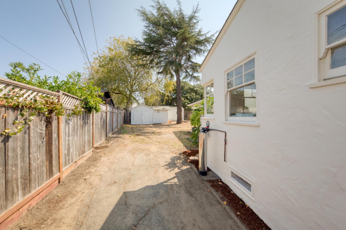 1118 Seabright AVE