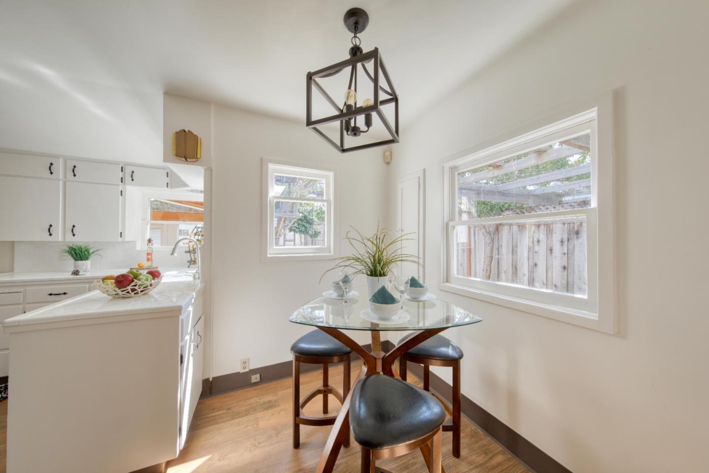 1118 Seabright AVE
