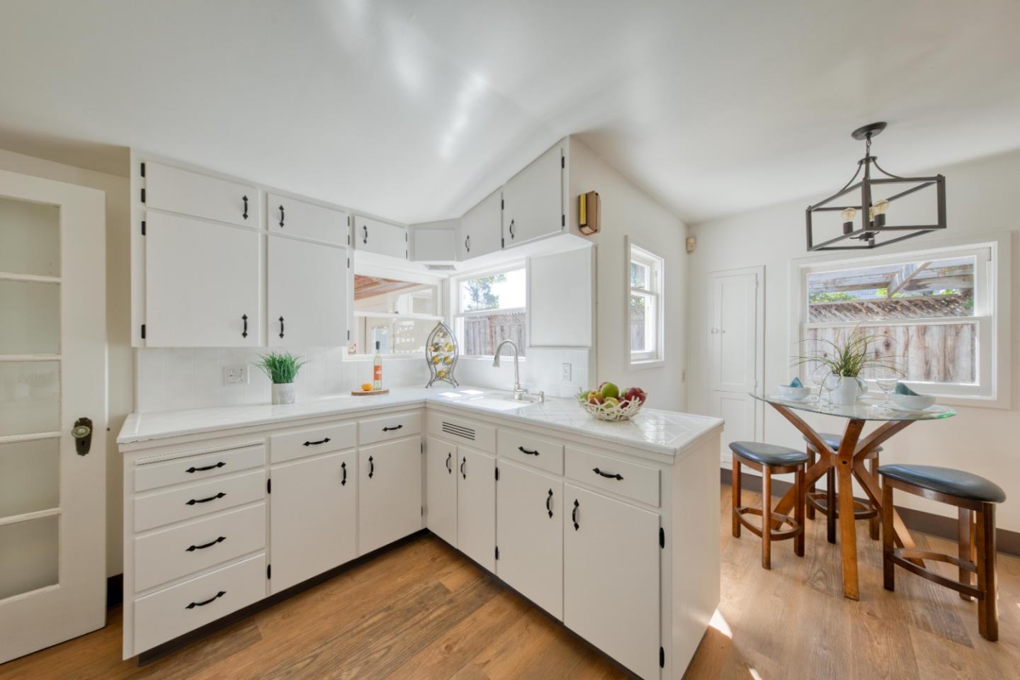 1118 Seabright AVE