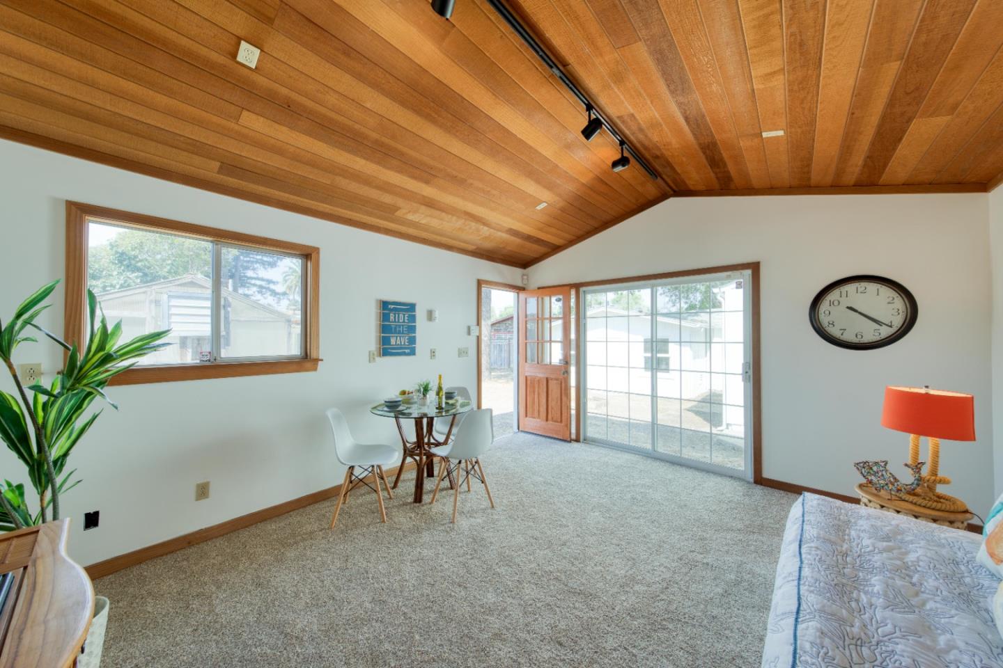 1118 Seabright AVE