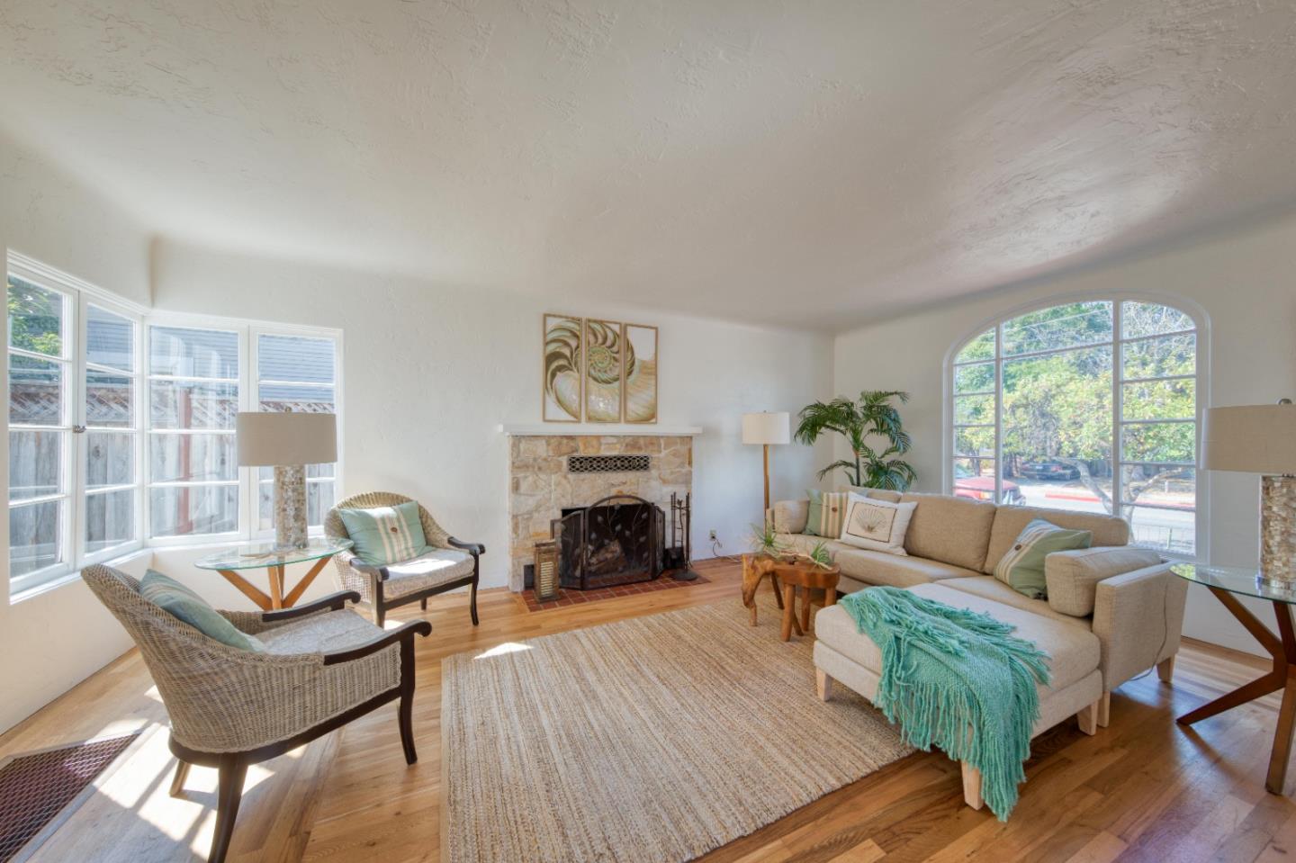 1118 Seabright AVE