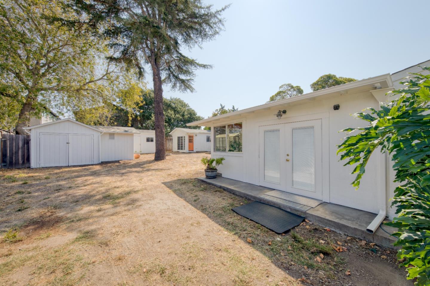 1118 Seabright AVE