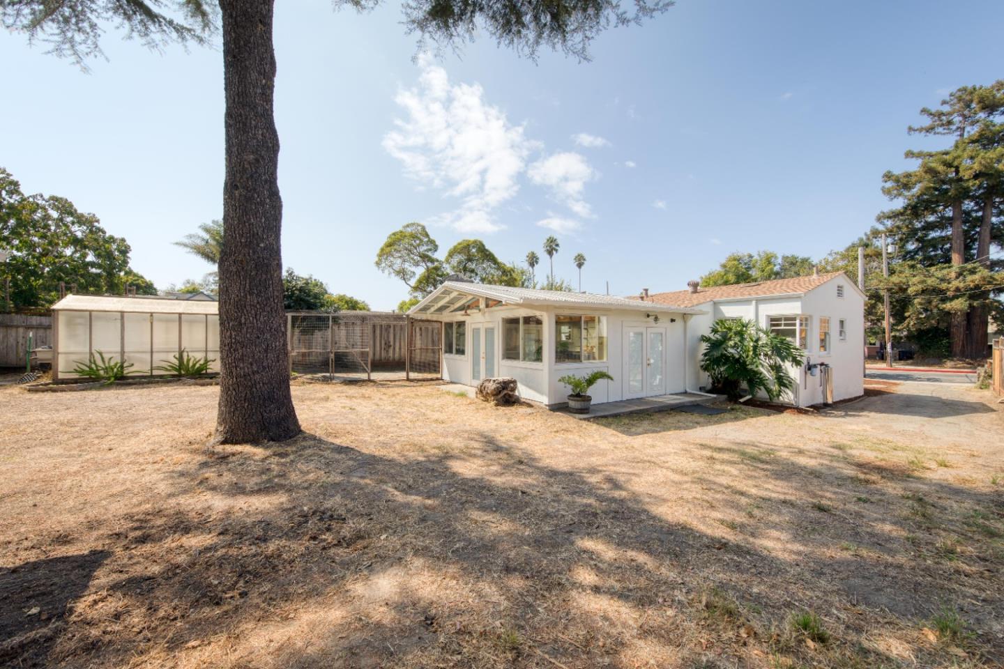 1118 Seabright AVE