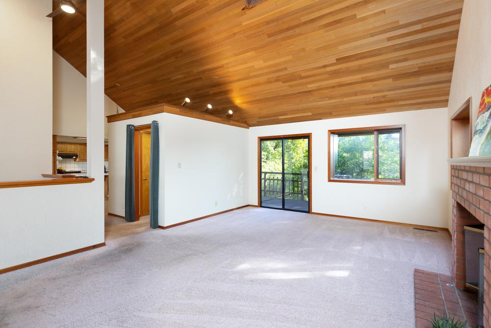 115 Carbonera Court