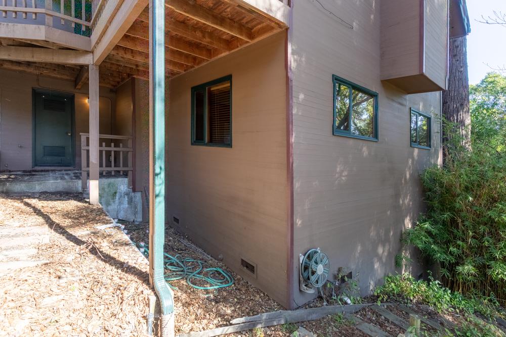 115 Carbonera Court