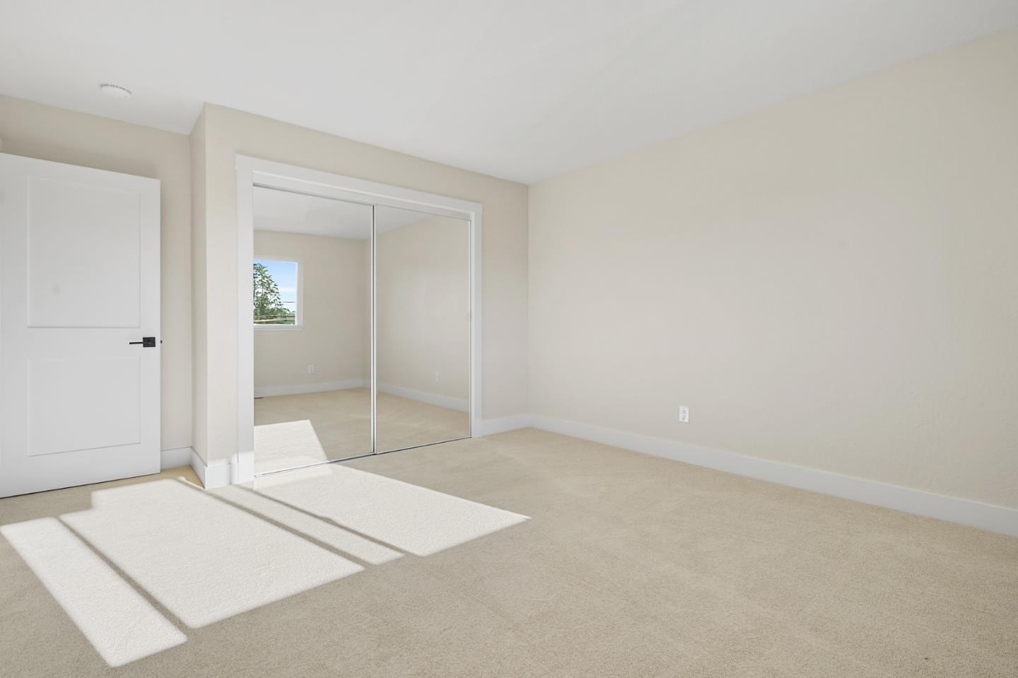 443 Monterey DR