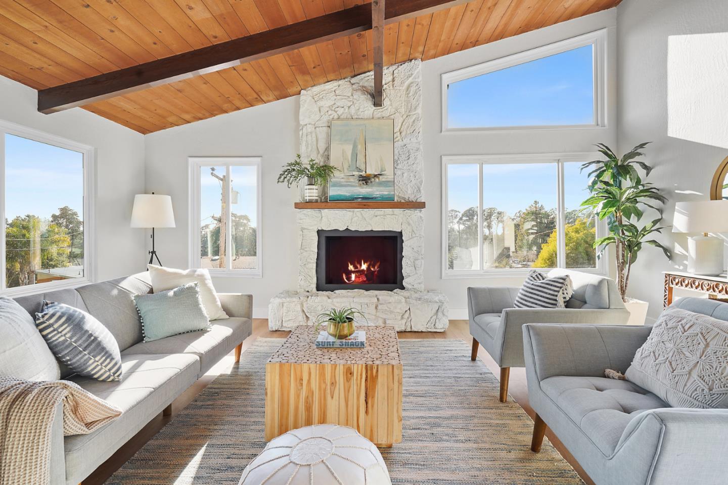 443 Monterey DR