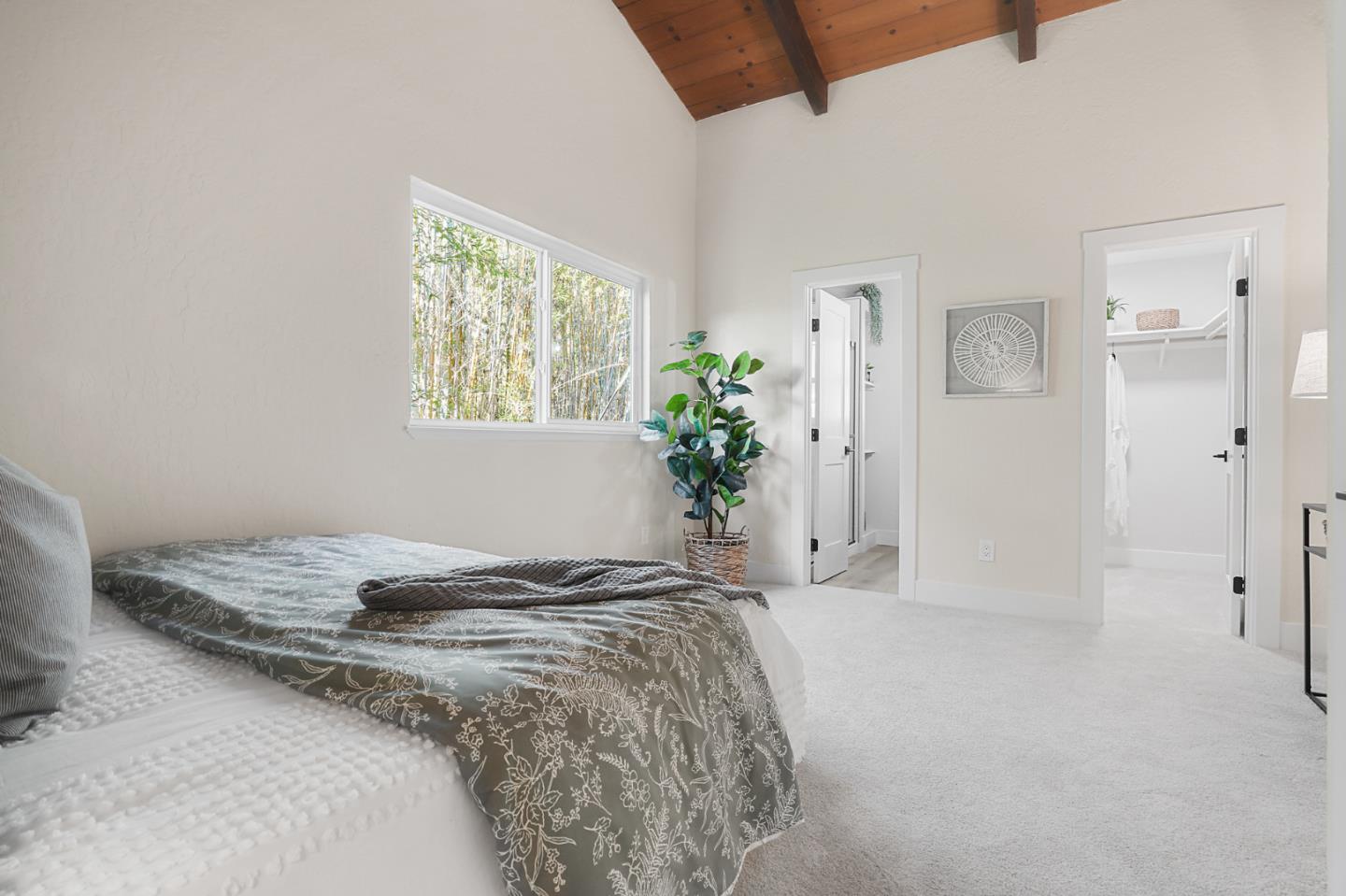 443 Monterey DR