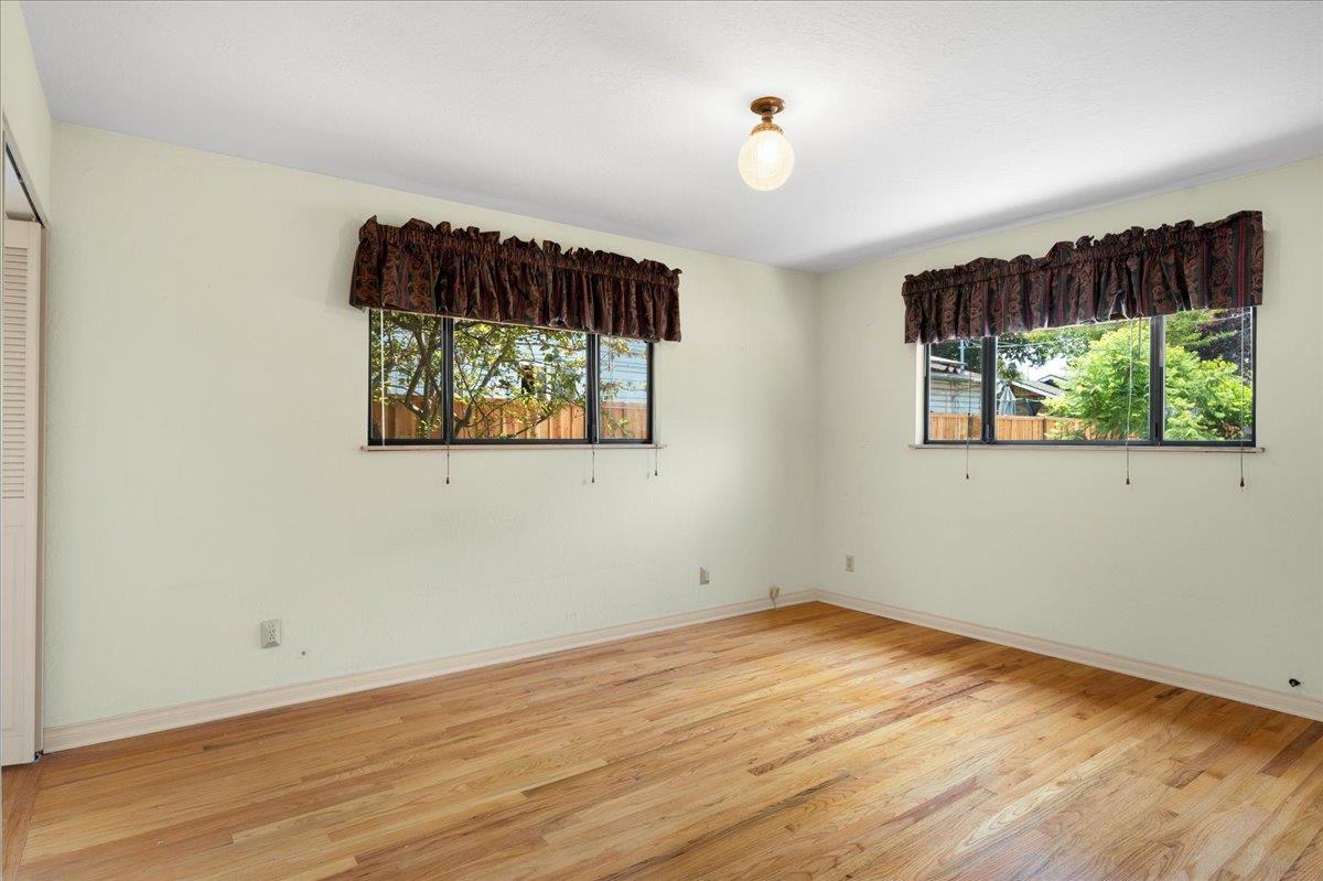 80 El Caminito Avenue