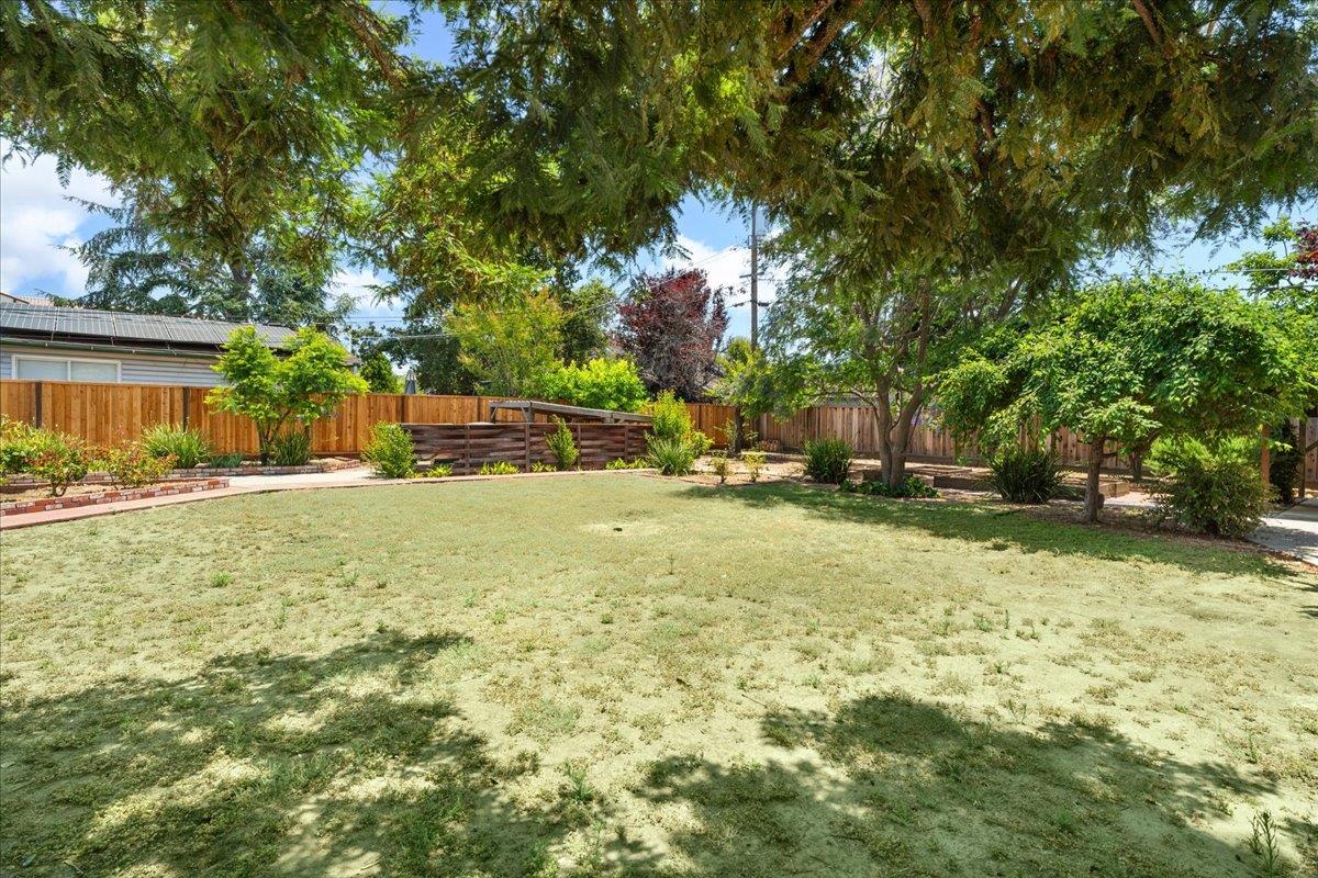 80 El Caminito Avenue