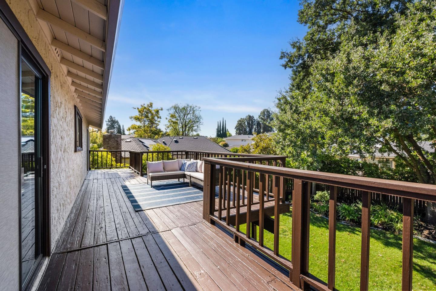 6443 Arlington Drive