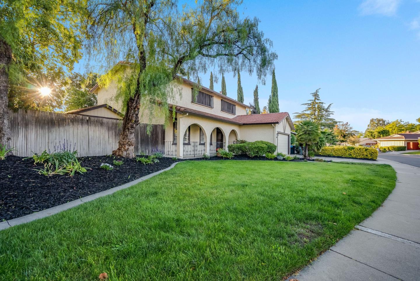 6443 Arlington Drive