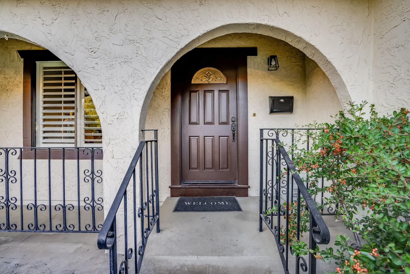 6443 Arlington Drive