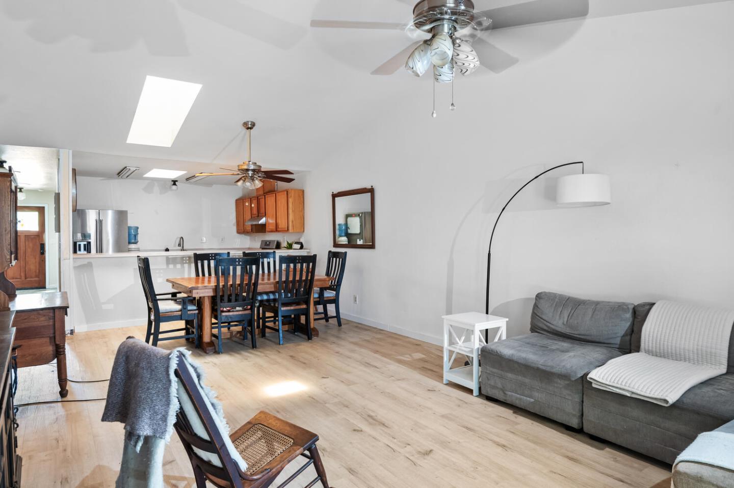 379 Calle Caballeria