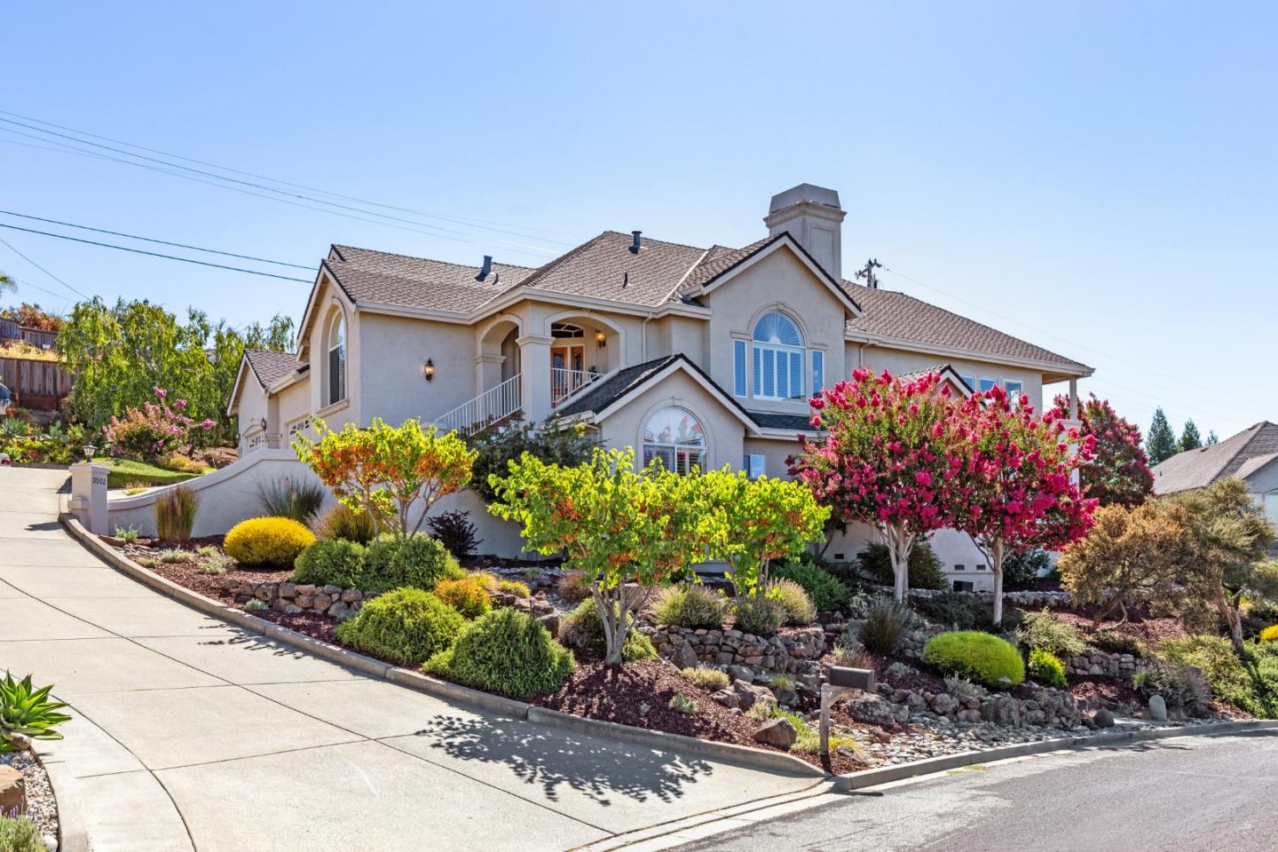 3502 Ambra Way