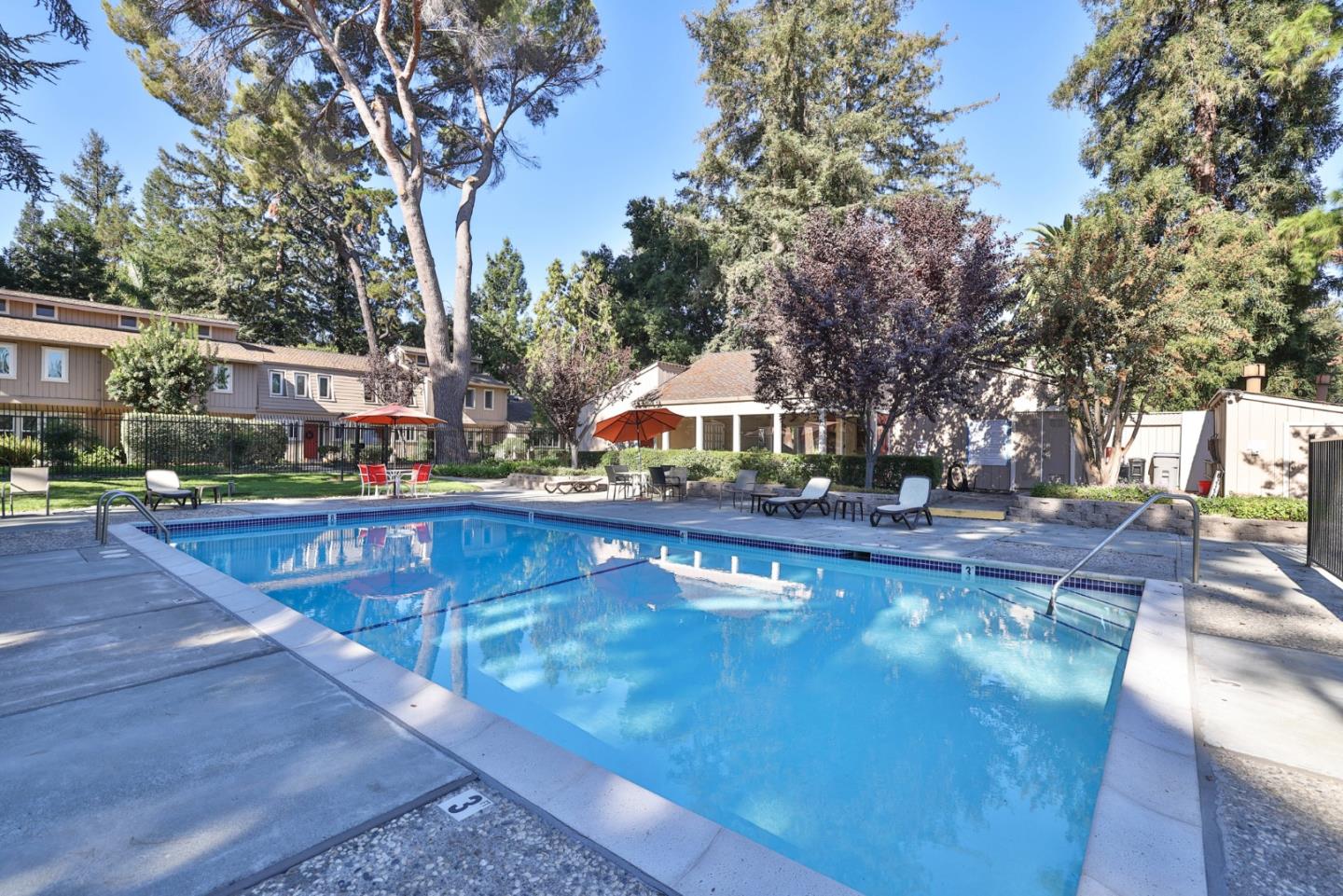 1528 Pine Glen Court