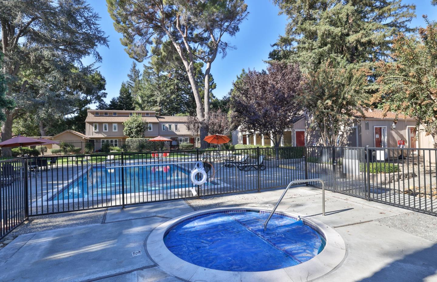 1528 Pine Glen Court