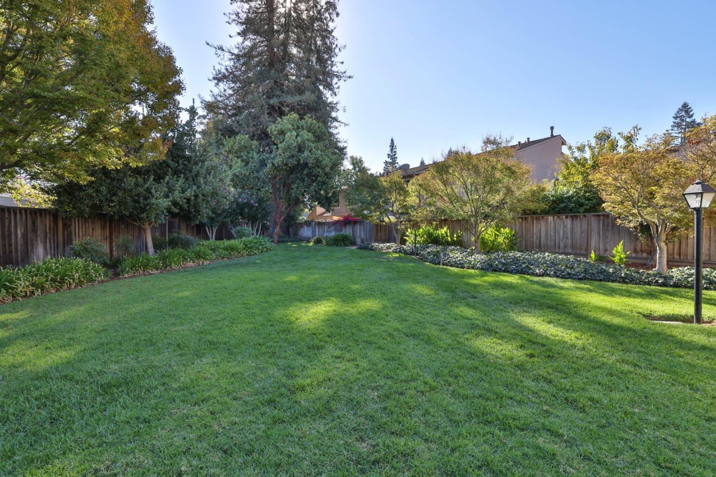 1528 Pine Glen Court