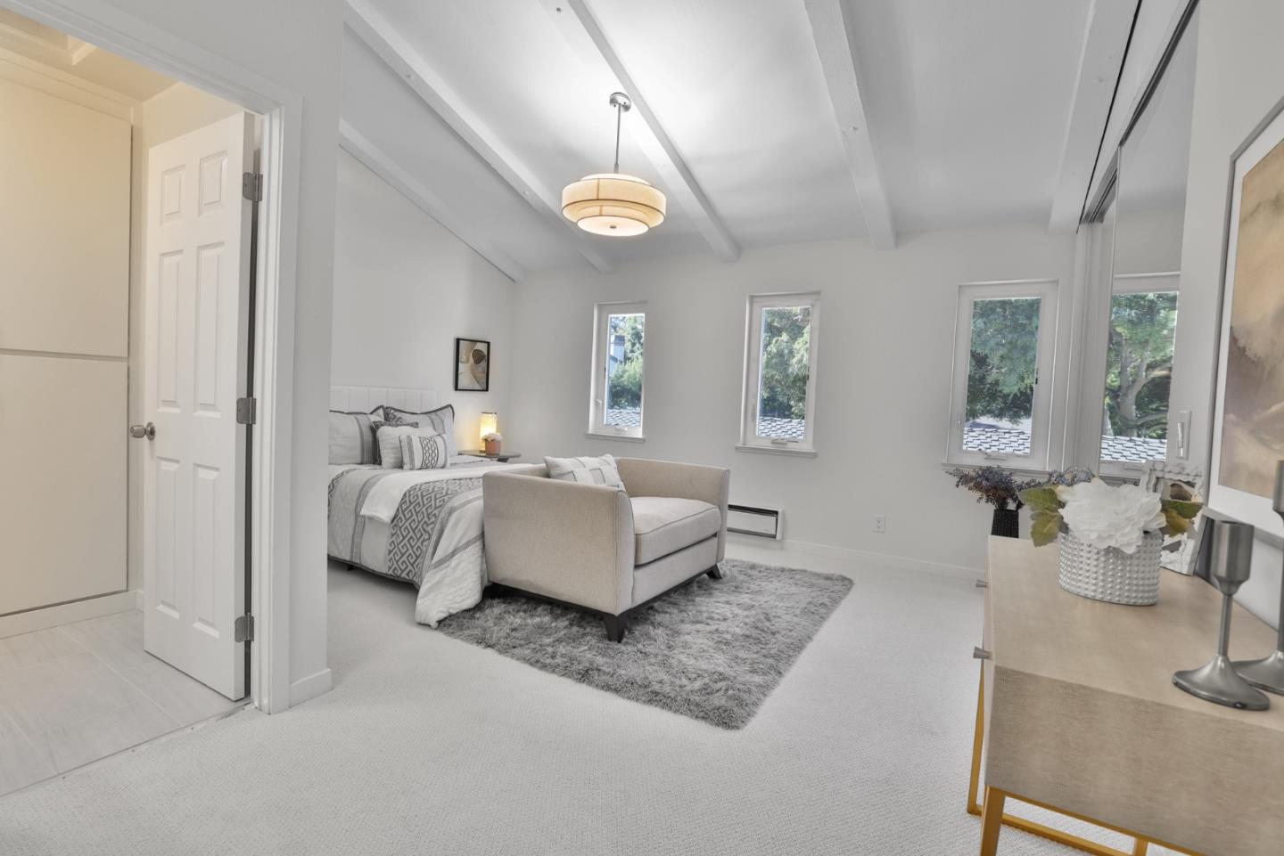 1528 Pine Glen Court