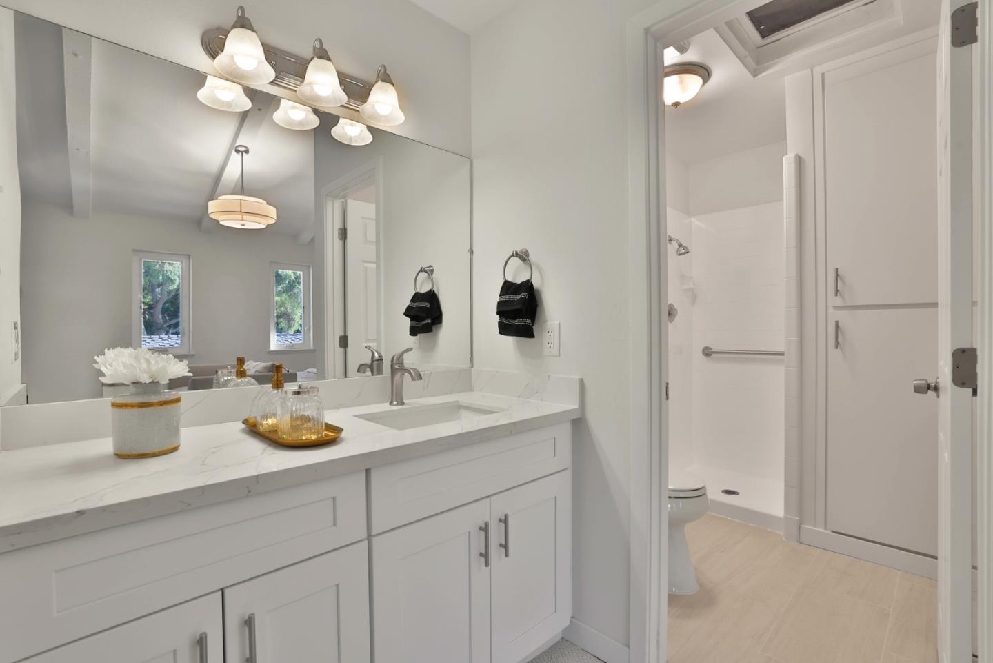 1528 Pine Glen Court